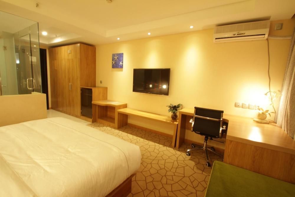 Jingli Hongyizhan Hotel Beijing Sanlitun Exterior photo