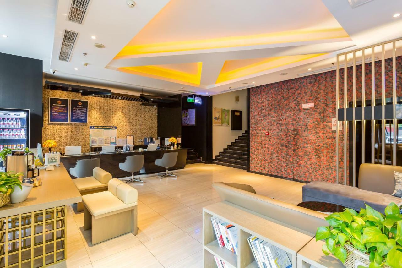 Jingli Hongyizhan Hotel Beijing Sanlitun Exterior photo